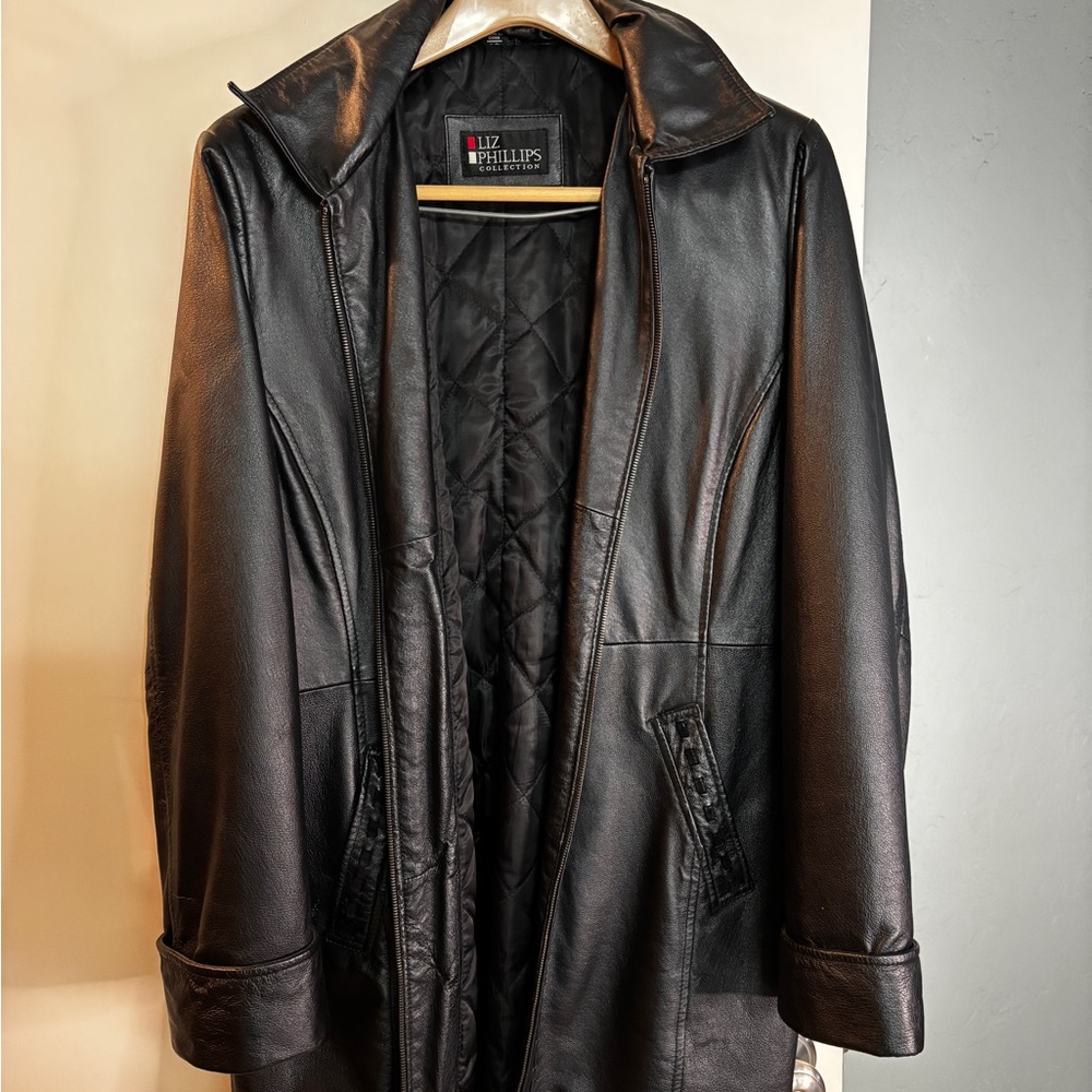 Liz Phillips Black Trench Coat for Women